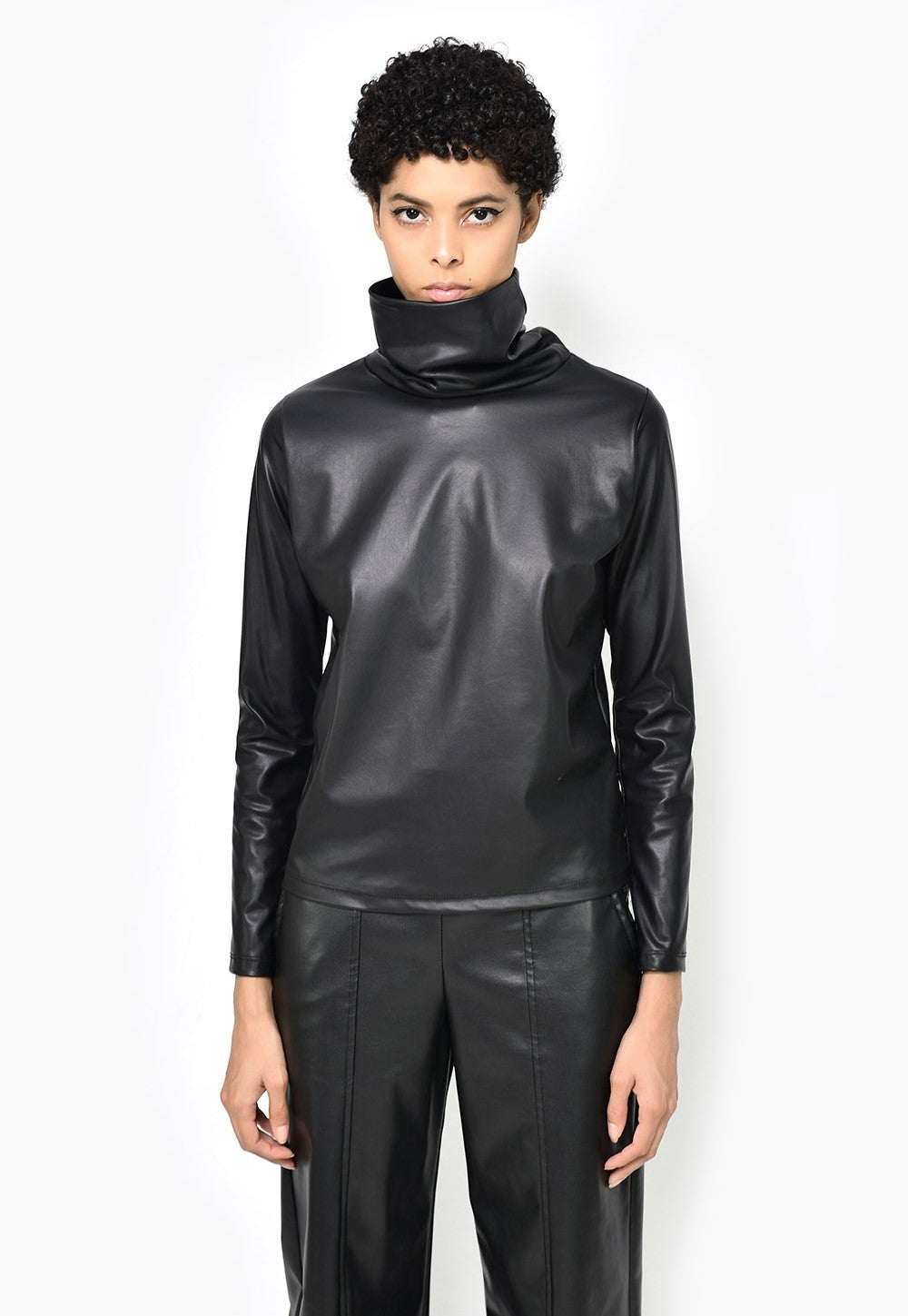 Basic Ecopele Sweater